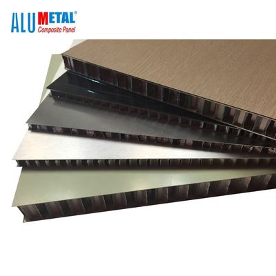 0.08MM प्लास्टिक स्टोन हनीकॉम्ब पैनल बोर्ड आउटडोर 1000 मिमी A2 FR