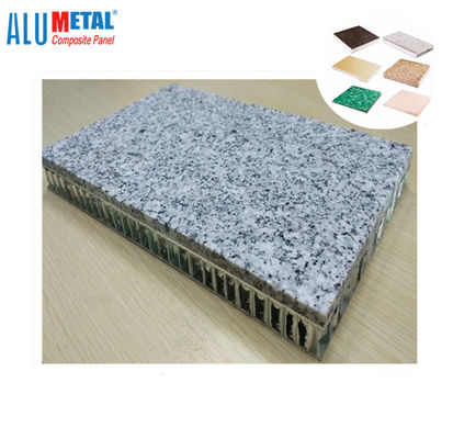 2MM एल्यूमीनियम प्लास्टिक लाइटवेट स्टोन हनीकॉम्ब पैनल 1020MM A2 गैर दहनशील:
